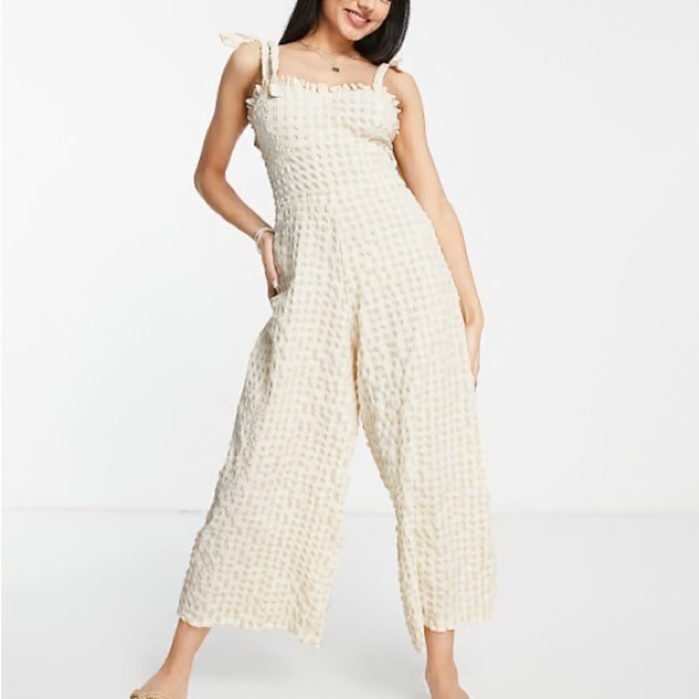 ASOS Bubble Textured Yellow and White Jumpsuit - size 4